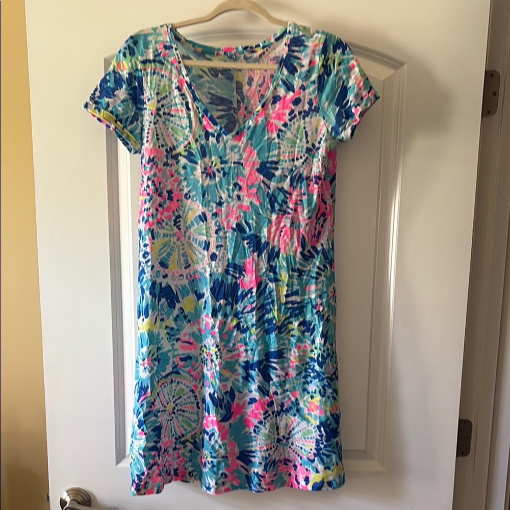 Lilly Pulitzer Blue and Pink Short Sleeve Tee